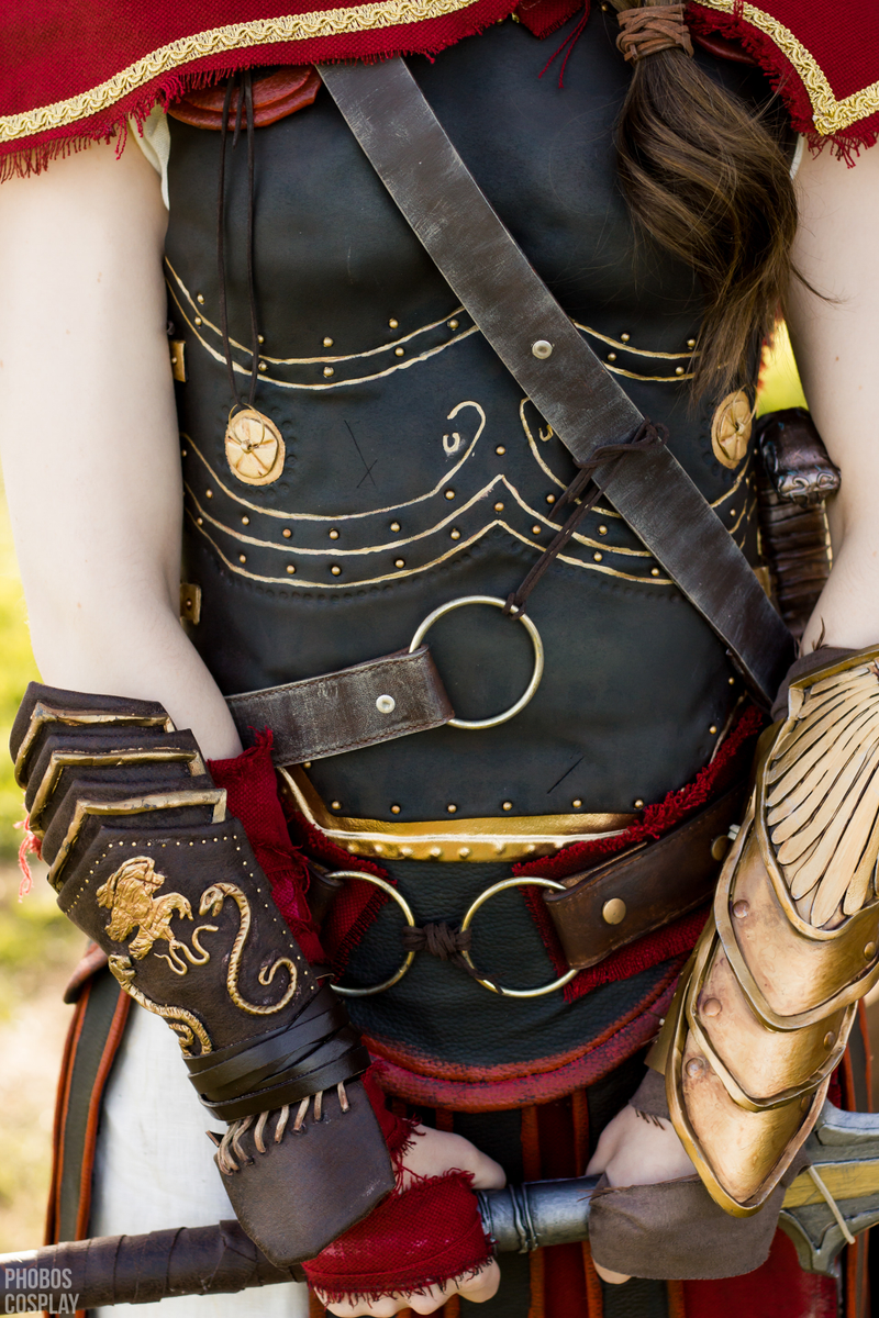 Illustration for article titled Assassin's Creed Odyssey Cosplay Is Looking Sharp